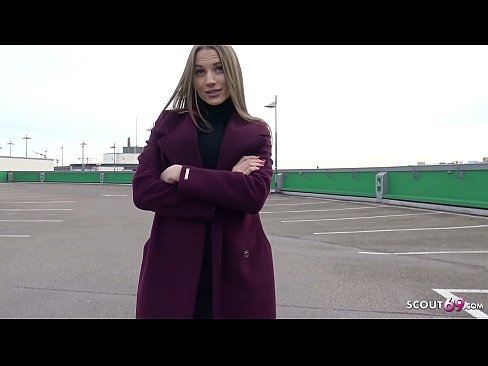 ❤️ German SCOUT bụ igwe na-emetụ nrọ, ebe a na-adọba ụgbọala na sexy maka ego. ️❌ Anal video ❌️❤
