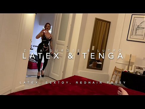 ❤️ Nwa nkịrịkọ na-acha uhie uhie yi uwe latex nke nnochi anya ️❌ Anal video ❌️❤